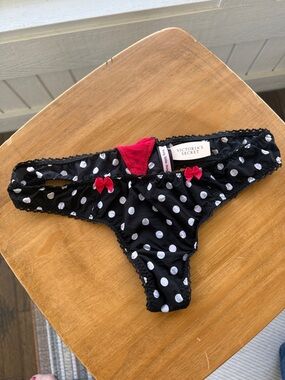 New NWT Victoria's Secret Sexy Little Things Black Res Polka Dot Thong sz L